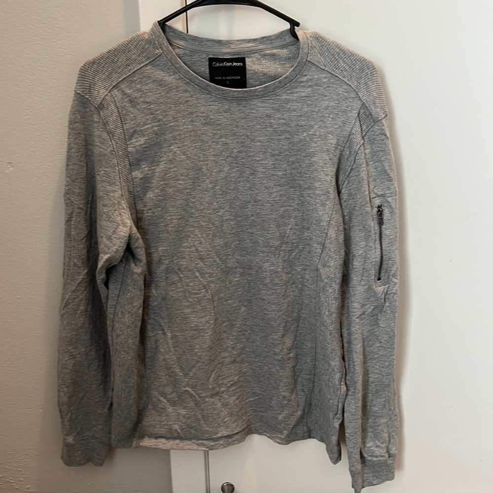 Calvin Klein Mens S casual long sleeve shirt w/ zipper detail on left sleeve.